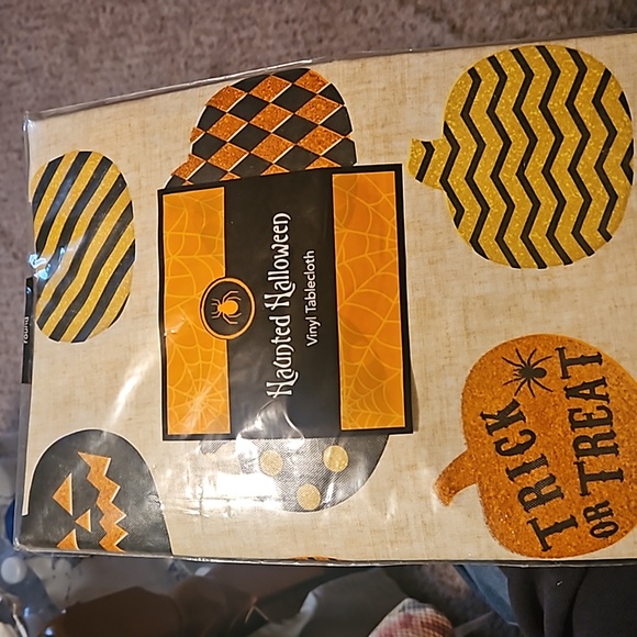 Haunted Halloween Vinyl Tablecloth. NWT. - Picture 6 of 6